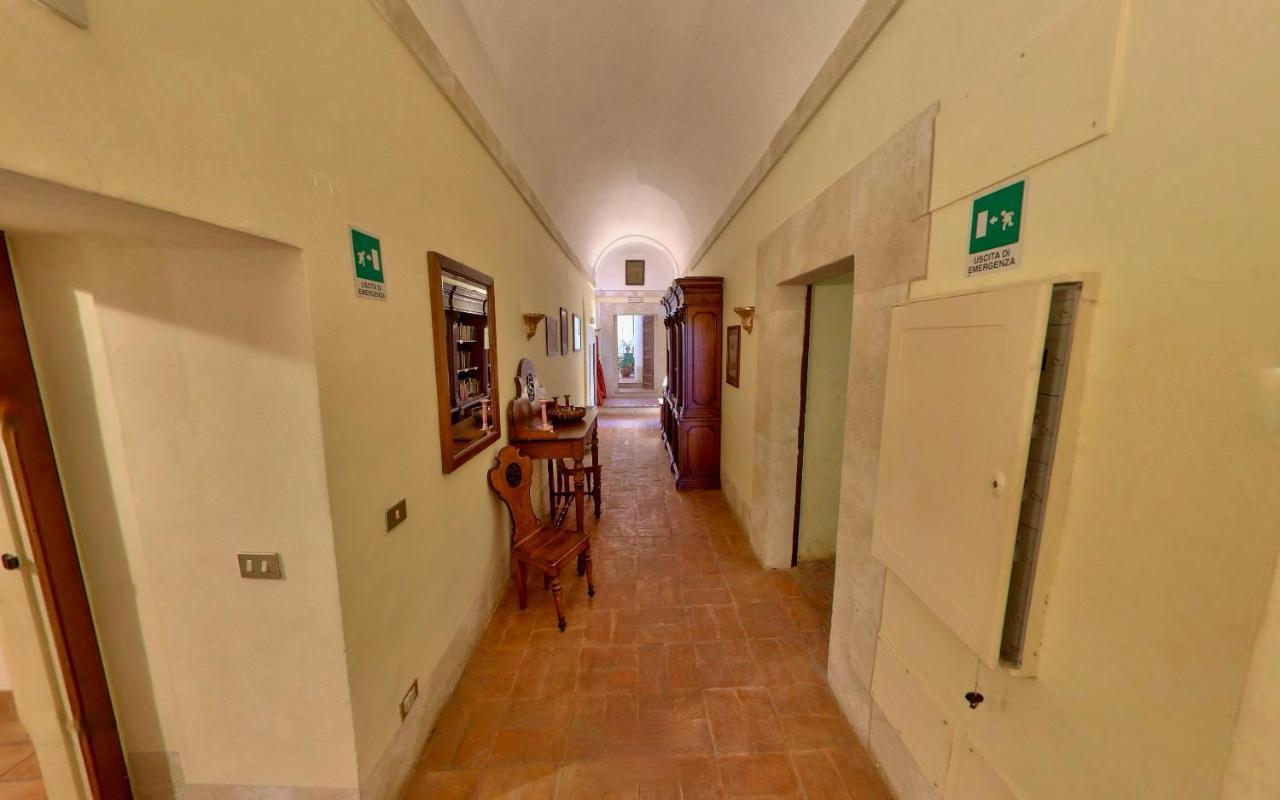 阿米里亚 Monastero Le Grazie酒店 外观 照片