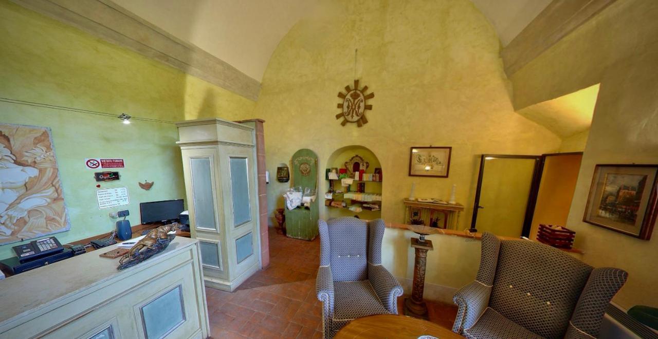 阿米里亚 Monastero Le Grazie酒店 外观 照片